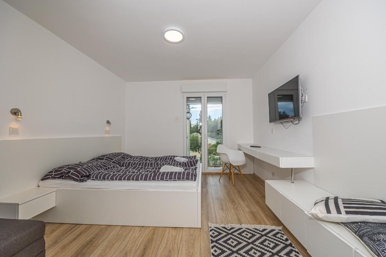 Sea La Vie Rooms Novi Vinodolski Extérieur photo